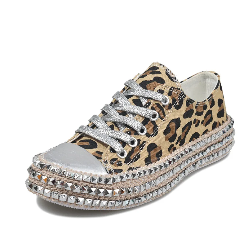 Модная женская парусиновая обувь с заклепками; повседневные леопардовые кроссовки; женская обувь на плоской подошве; женская весенняя обувь с высоким берцем; большие размеры 35-42 - Цвет: Leopard 1 low top