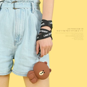 

1PC Universal Car Key Case Bag Bear Brown Auto Key Bag With Straps Cartoon Keychain Silicon Key Case Cover Cute Car Accessories