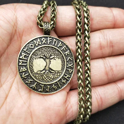 8845656807_1834346341.400x400