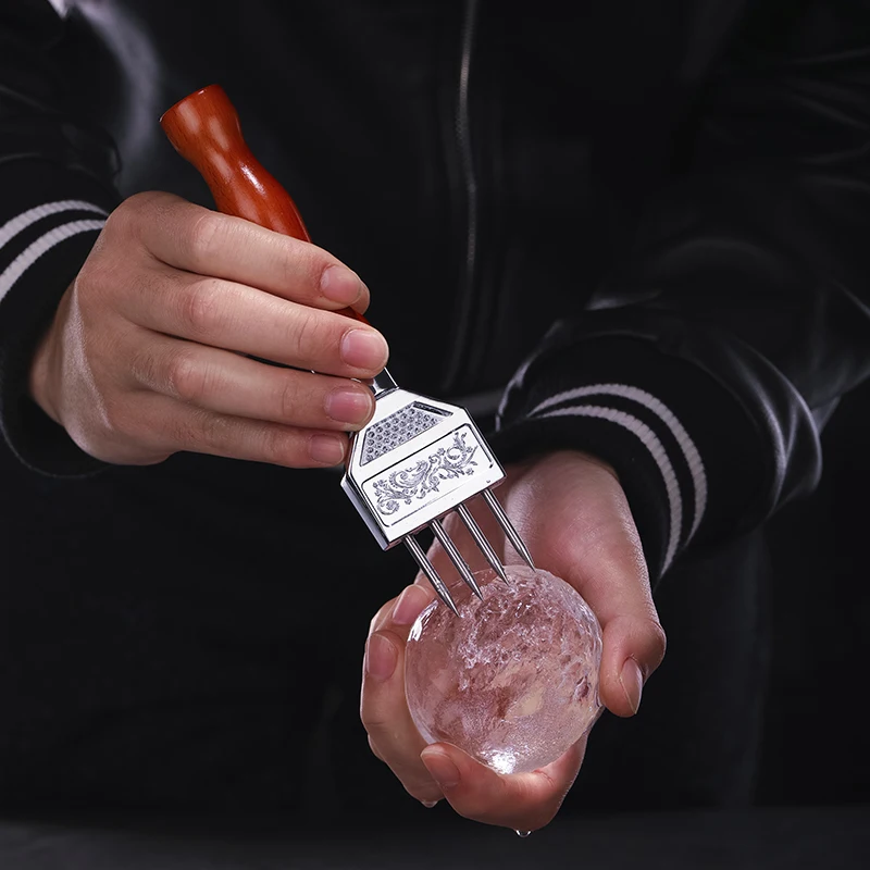 Eispickelwerkzeug: Edelstahl-Eisbrecher mit Holzgriff Drei-Zinken-Eishacker  im japanischen Stil Barkeeper Bar Weinwerkzeuge für Küchenbars
