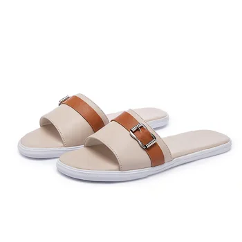 

Summer new beautiful cool drag round head rhinestone flat non-slip wear sexy novelty ladies student sandals women shoes 35-44