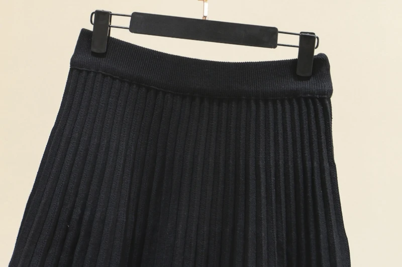 Новая юбка юбки большого размера женская XXXL черная однотонная модная плиссированная юбка вязаная зимняя мини-юбка выше колена KKFY4085