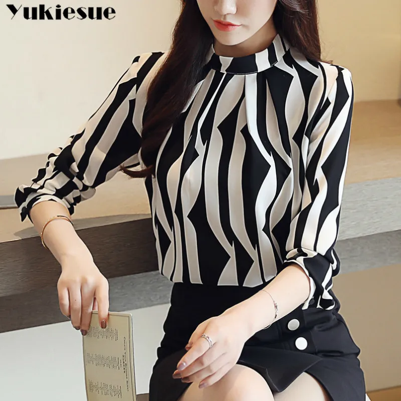blusas con corbata para mujer