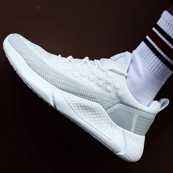 

All black men's shoes 2020 new spring tide shoes lightweight soft bottom running sports casual shoes