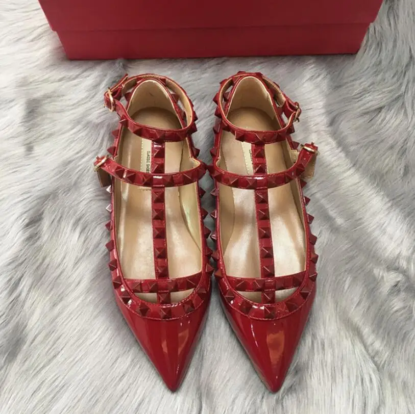 

2019 New rivets flats women's summer fashion shoes pointed toes flat sandals thin flat heel plus size 35-43