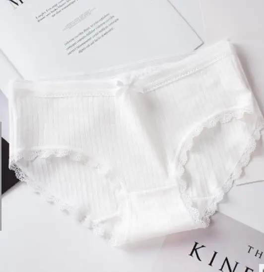 white Новые женские трусики из хлопка, кружевные трусы ярких цветов, трусы для девушек, женское Бесшовное нижнее белье для женщин - Цвет: white