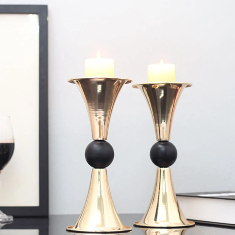Gold Candle Holders Metal Candlestick Flower Vase Table Centerpiece Event Flower Rack Road Lead Candelabra Wedding Decoration