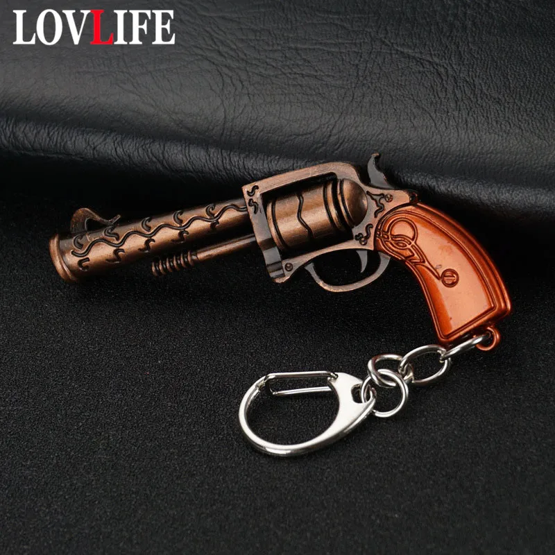 

PUBG Gun Models P92 Signal Pistol Revolver Key Chains Metal Keychains Pendants Game Weapon Model Key Holder Bag Hanging Trinkets
