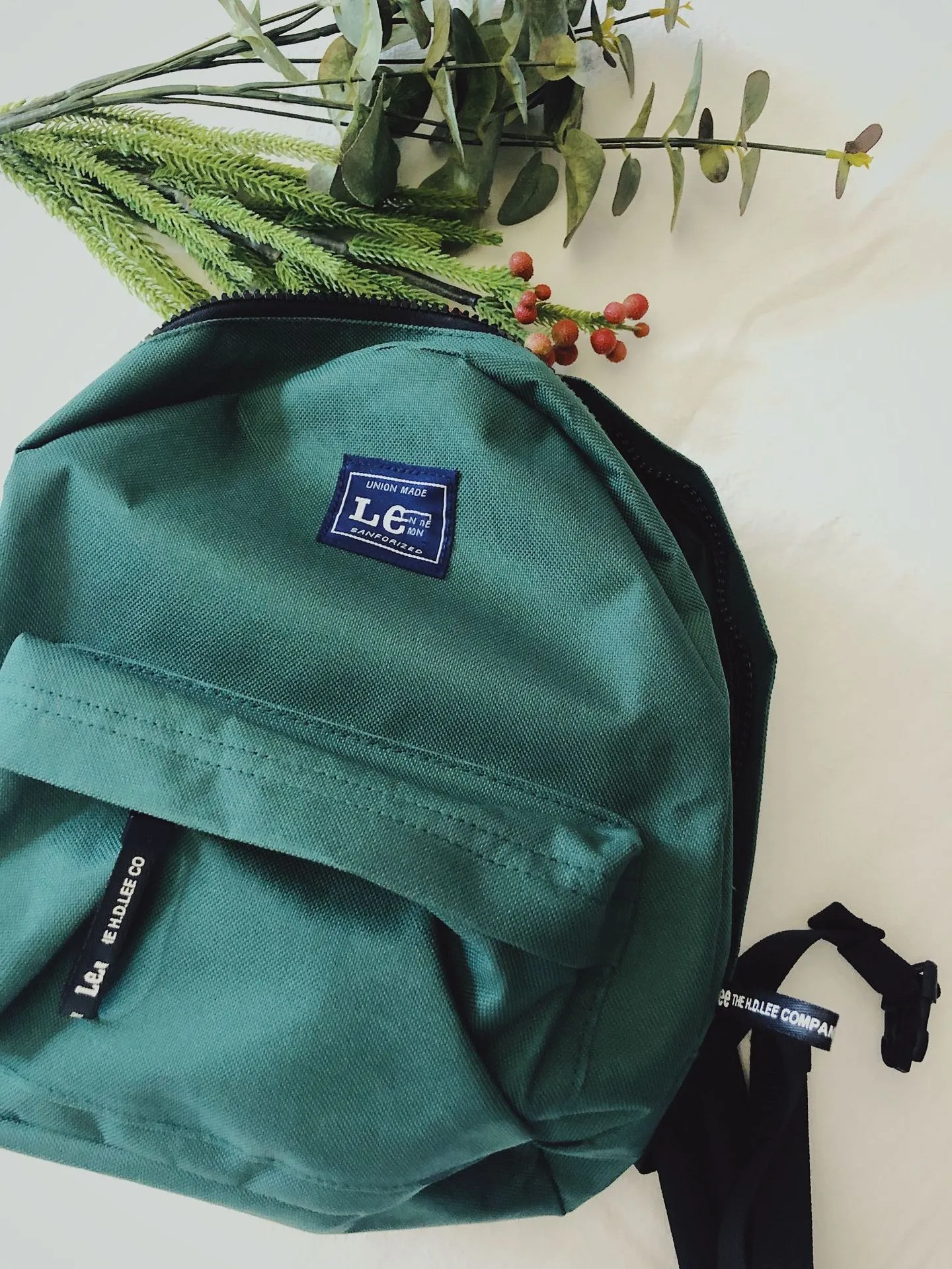

One Week Child Japanese-style Waterproof Backpack School Bag Light My108