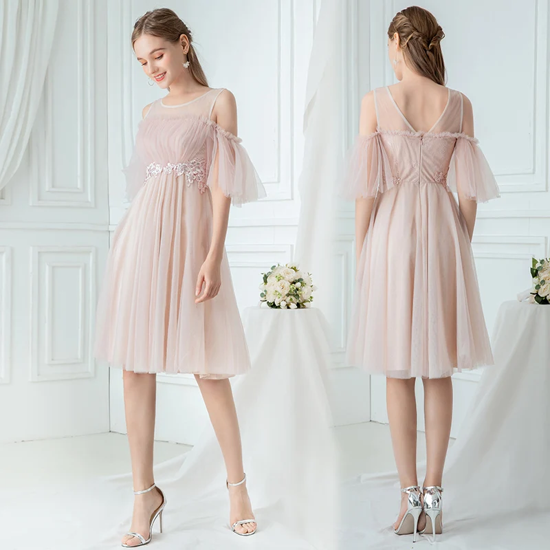 Розовые платья подружки невесты Короткие королевские Abby A-Line o-образным вырезом длиной до колен оборки с коротким рукавом Аппликации Свадебные вечерние платья для гостей