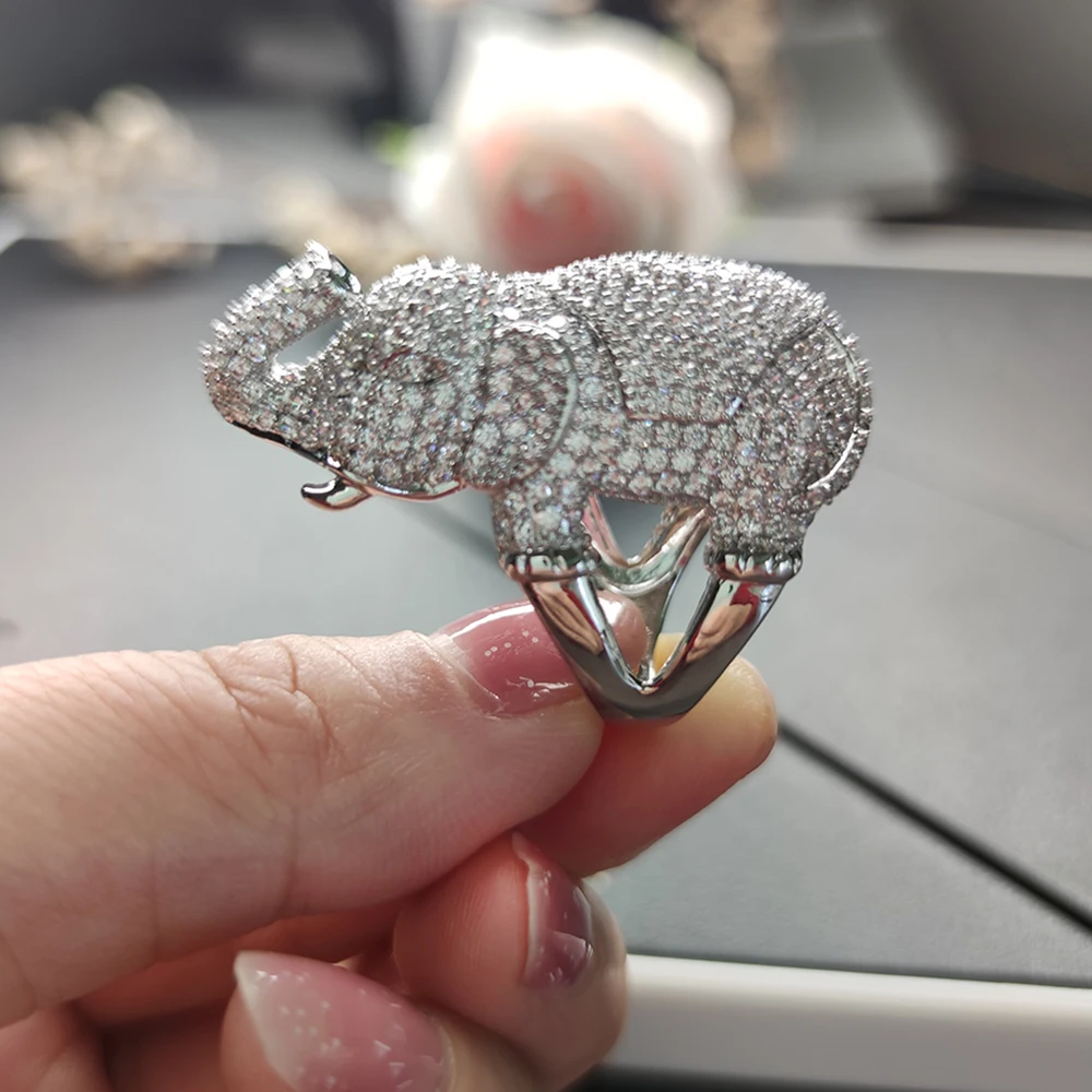 Very Large Elephant Ring Women Animal 