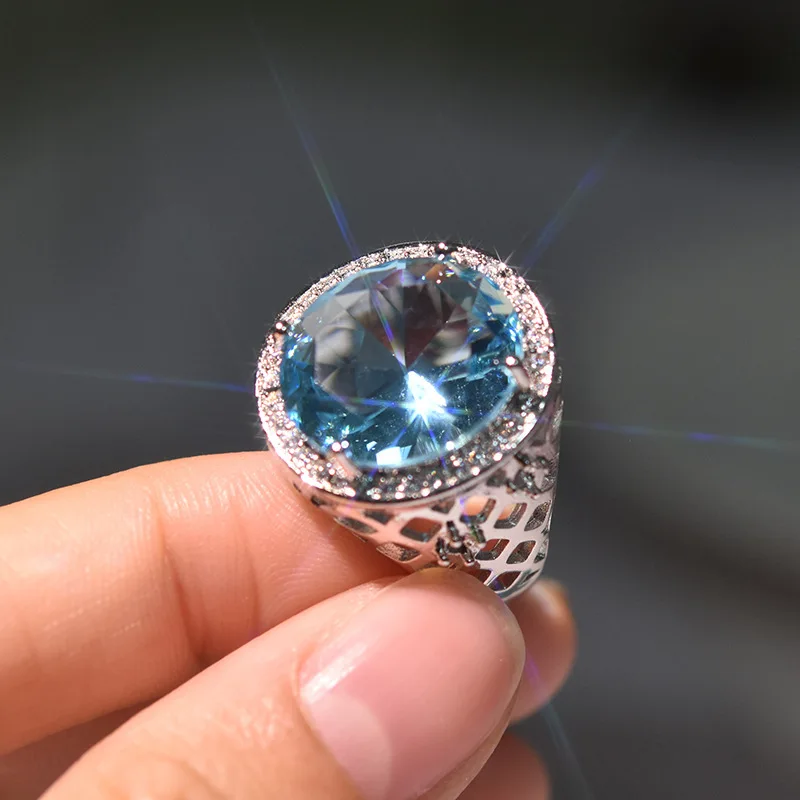 Женское кольцо с бриллиантом Anillos Bizuteria круглое из серебра 925 пробы 2 карата 8 марта