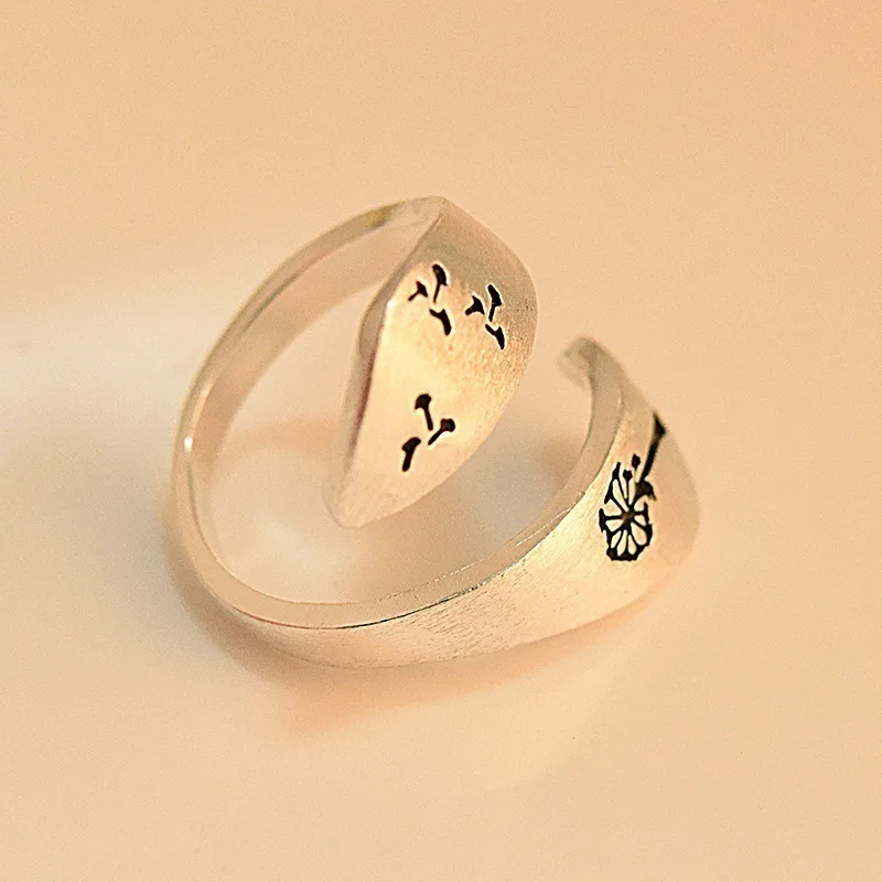 14366177718_1678416891