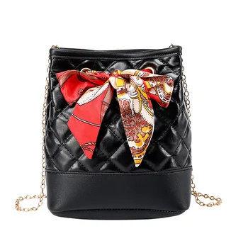 

2020 Spring and Summer Women's Chain Rhombic Bucket Shoulder Bag Korean New Silk Scarf Bow Messenger Crossbody Bag