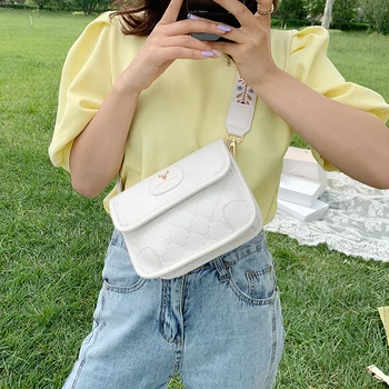 

The New Trendy Wild Broadband Shoulder Messenger Bag Popular Fashion Small Square Bag Luxury Handbags Women Bags Designer cc gg