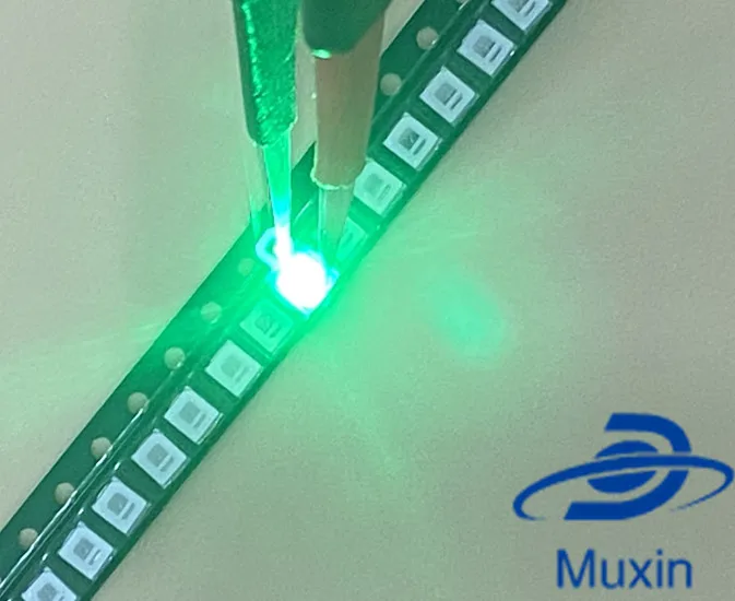 Tanie 500 sztuk/partia SMD LED 2835 zielony 0.2W diody LED wysokiej jasności diody sklep