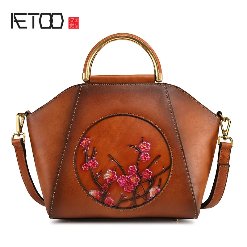 

AETOO Leather retro female handbag, large-capacity head layer Cowhide shoulder bag, hand wipe color crossbody bag,