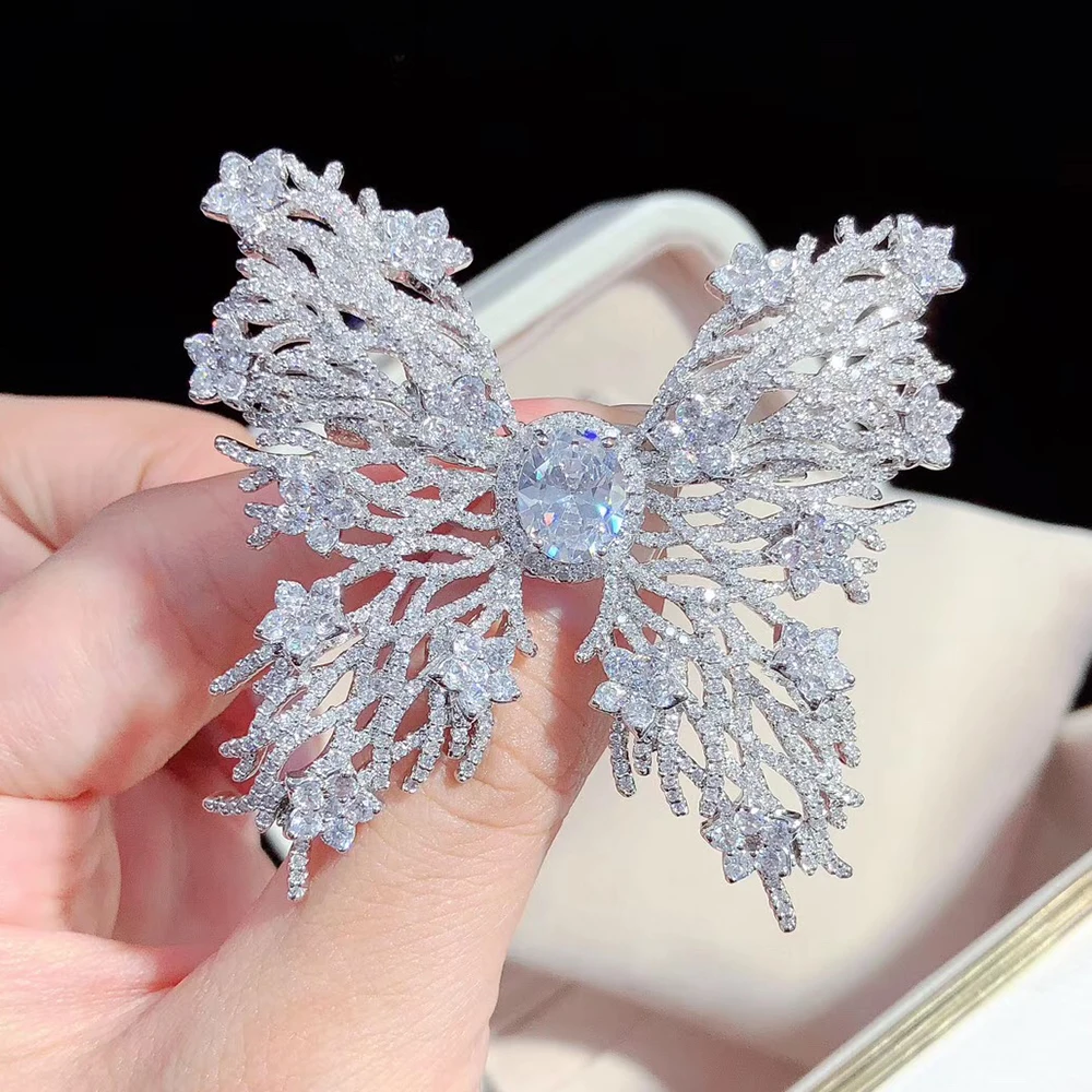 1PC 46x37MＭ Ｇolden Plated Mixed Color CZ Ｍicro Butterfly Brooch