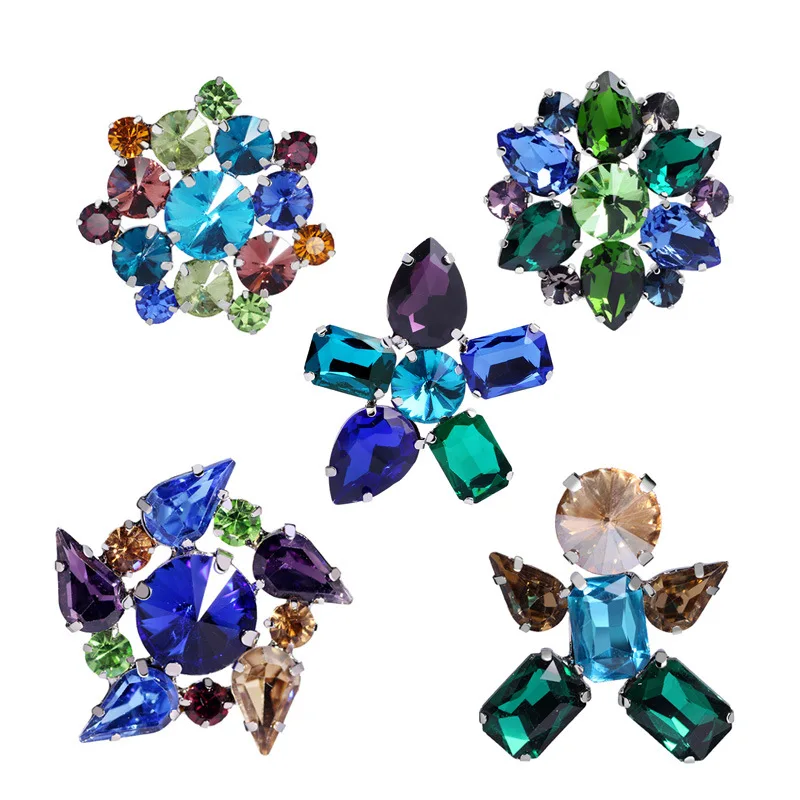 

Fashion Simple Crystal Corsage Cool Versatile Style Brooch Brooch South Korea Elegant Clothing Badge Men And Women