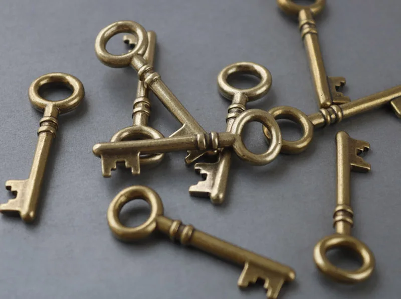 brass key keychain pendnant (21)
