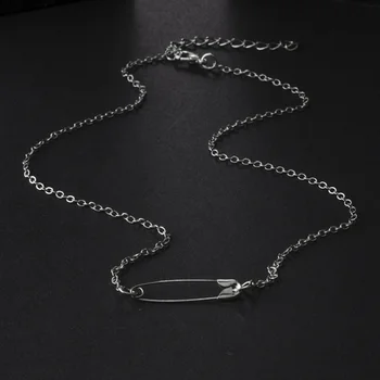

1pc Creative Small Pin Pendant Exaggerated Personality Paper Clip Necklace Cabinet Clavicle Chain ( )