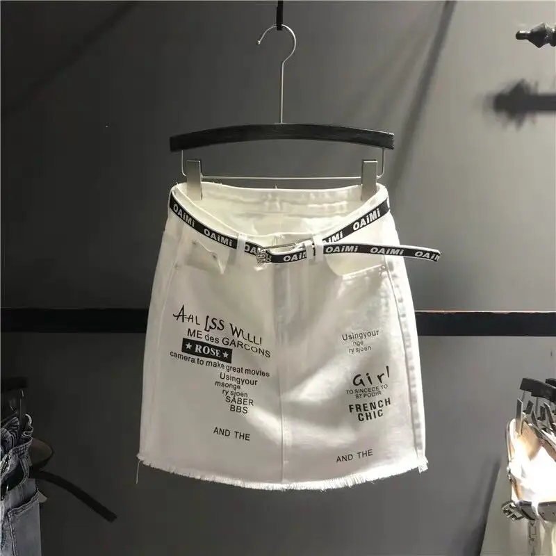 

Женская юбка, белая джинсовая короткая юбка, модная облегающая юбка трапециевидной формы с буквенным принтом, летняя юбка большого размера