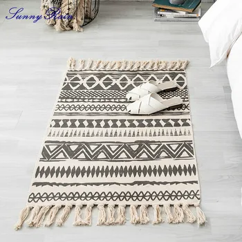

SunnyRain 1-Piece Knitted Area Rug Bohemia Rugs for Bedroom Bathroom Mats Kitchen Rug with Tassle Washable