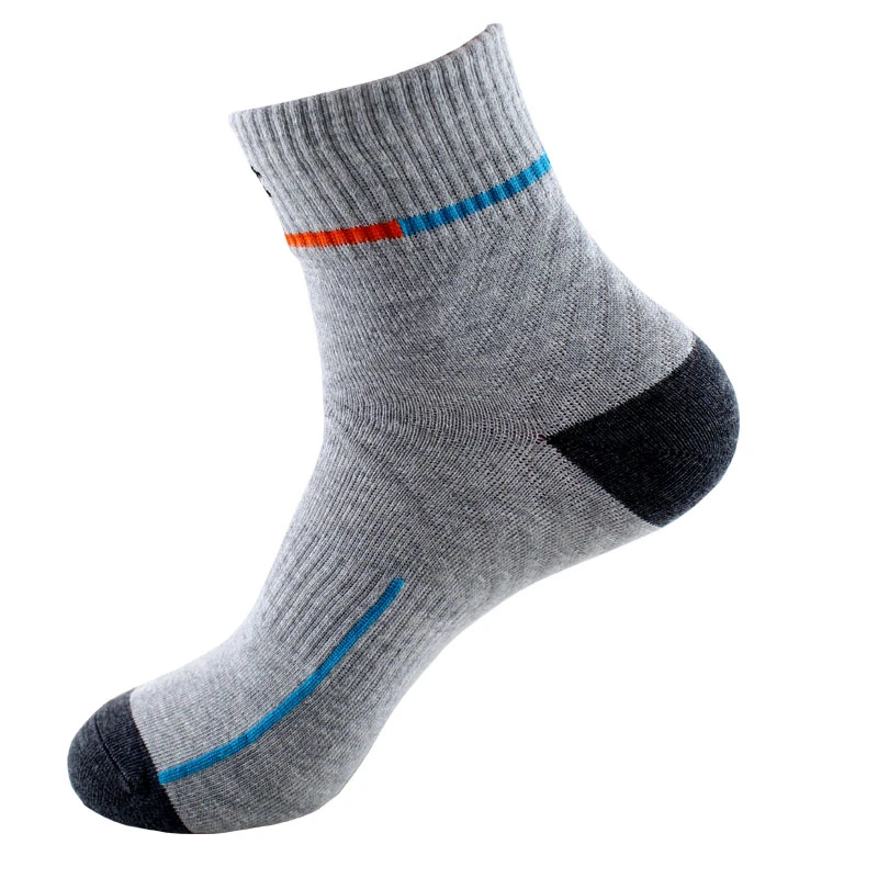 5 цветов мужские спортивные носки дышащие Нескользящие баскетбольные велосипедные носки для бега, против пота хлопковые носки впитывают пот - Цвет: grey