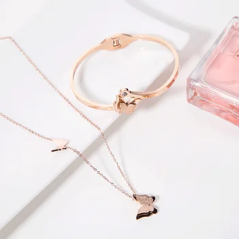 

L1033 Fashion 18K Gold Plated Butterfly Necklace/Bracelet Jewelry Set For Women Elegant Engagement Gift Friend Gift