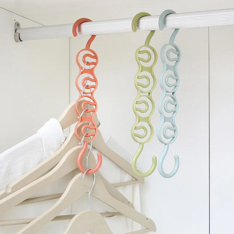 

Multifunction Four Circle Saver Space Portable Scarf Hangers Clothes Drying Rack Clothes Hanger Plastic Wardrobe Organizer