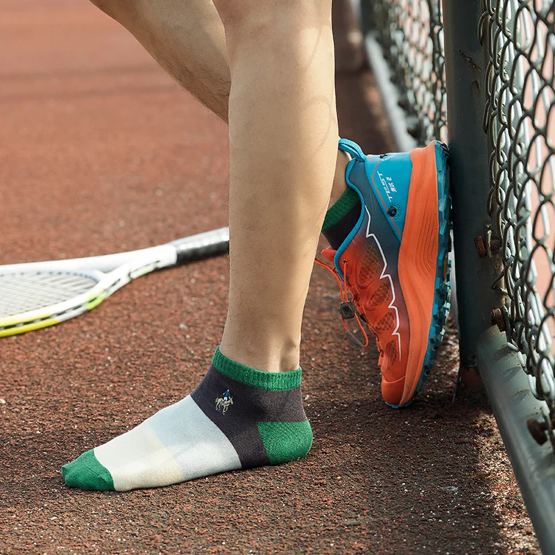 11256823405_868107206