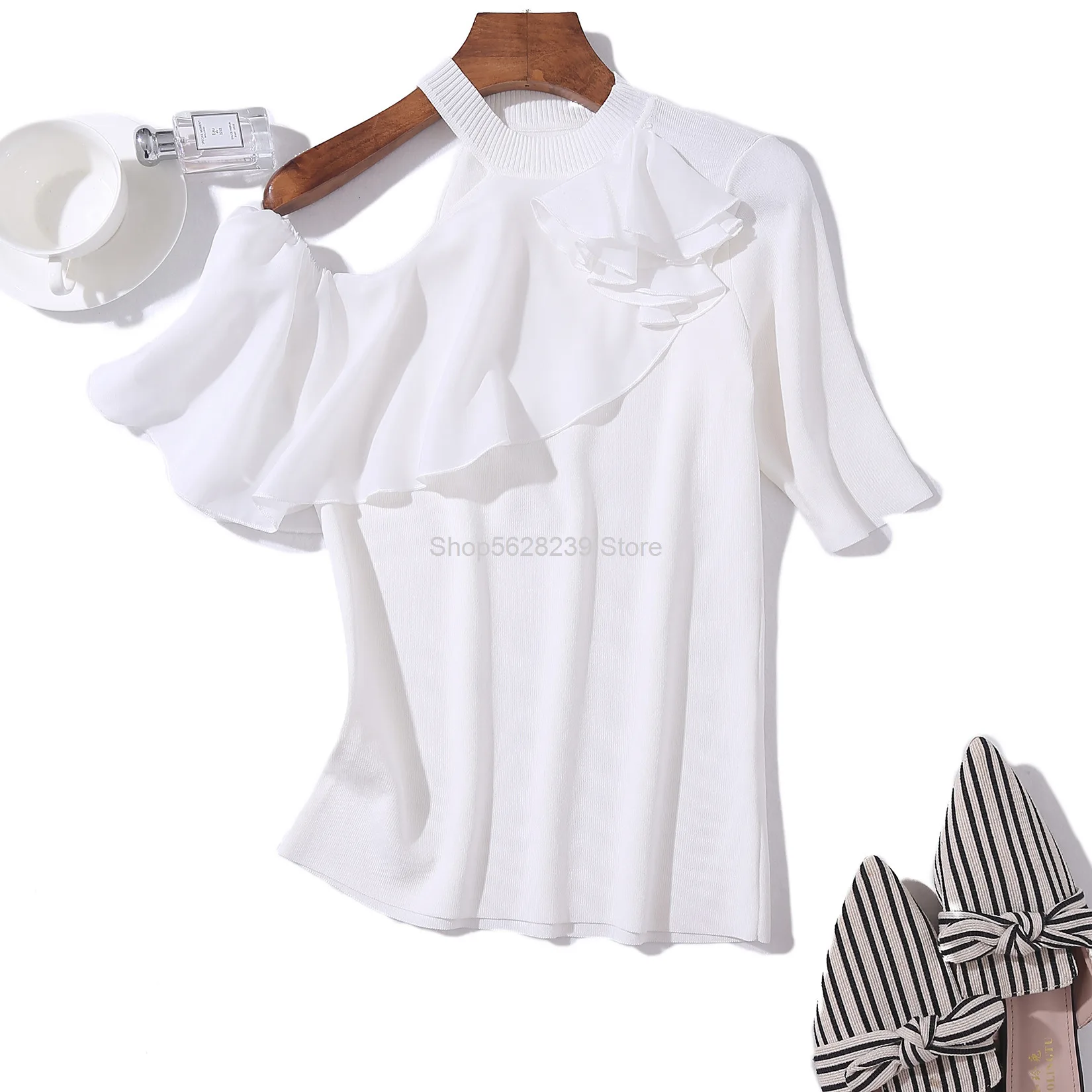 

French Lotus Leaf Edge Asymmetry Money 2020 Season Off Shoulder Solid Color Knitting Top Socialite Temperament Money