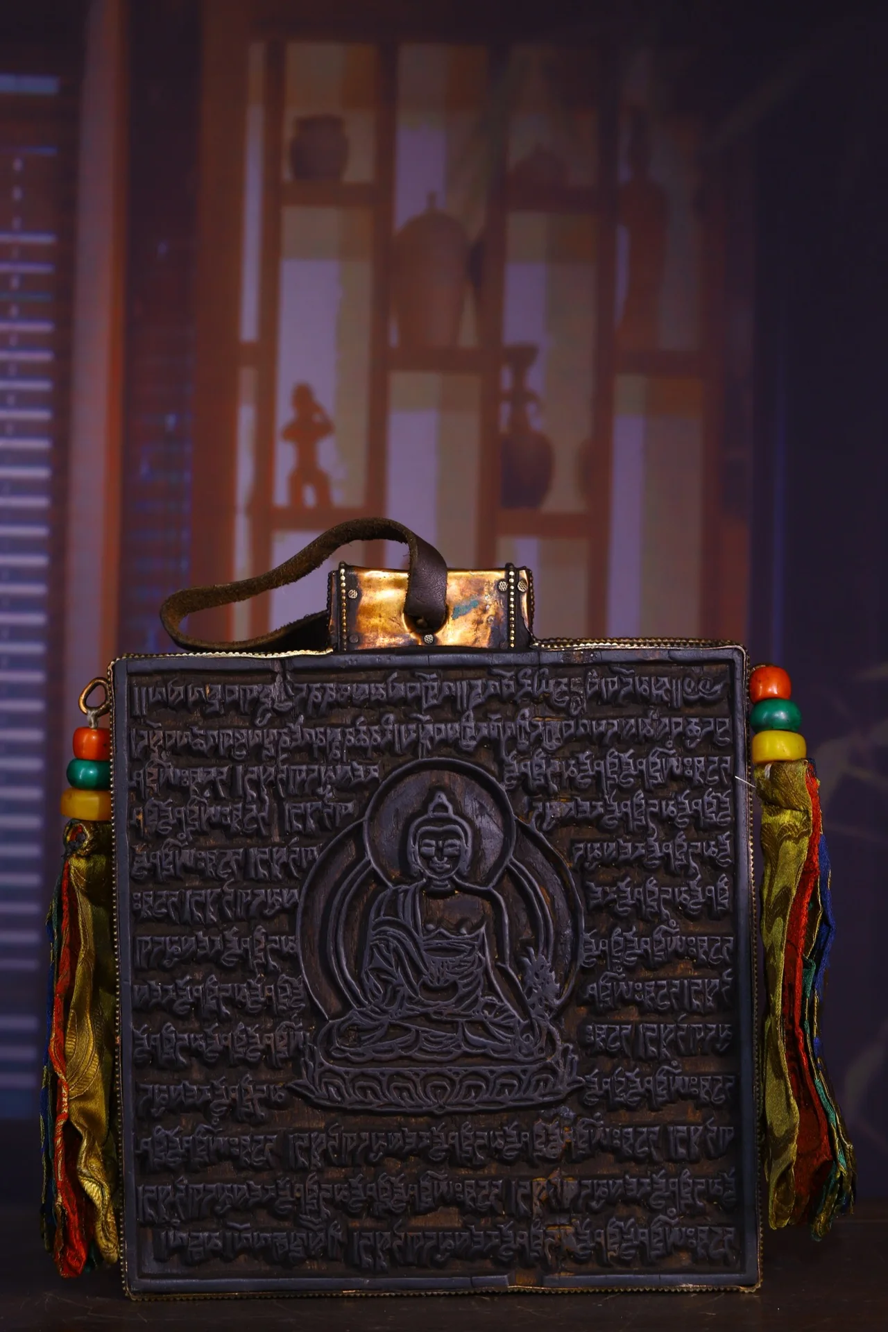 

8"Tibet Temple Collection Old Bodhi Hand made Mosaic Gem Sakyamuni Buddha Thangka Amulet Town House Exorcism