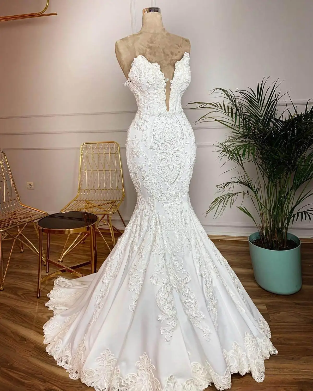 

Vestidos De Novia Vintage Lace Mermaid Wedding Dress 2019 Sexy Deep V Neck Backless Wedding Gowns Gelinlik