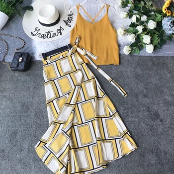 

2020 Summer Two Piece Set Women Sexy V Neck Blouse Tank Tops + Vintage Bandage Skirt Suits Woman Beach 2 Pcs Outfit Clothes TZ10