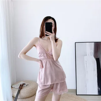 

XIFER Spring and Summer Polyester Fabric Sexy Suspender Shorts Pajiamas Set Comfortable and Breathable Ladies Pajamas Suit