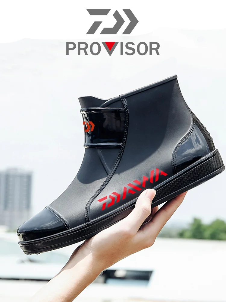 Daiwa Non-slip Outdoor Shoes Fishing New DAWA Warm Fishing Water Shoes Rain Boot Fish Flapping Shoes Size 40-44 Fish Shoes