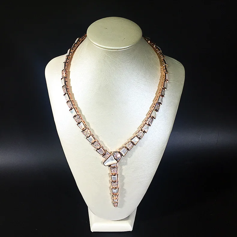 

Copper Jewelry 3A Cubic Zirconia rose gold snake Necklace,fashion famous brand snake head animal mother of pearl pendant