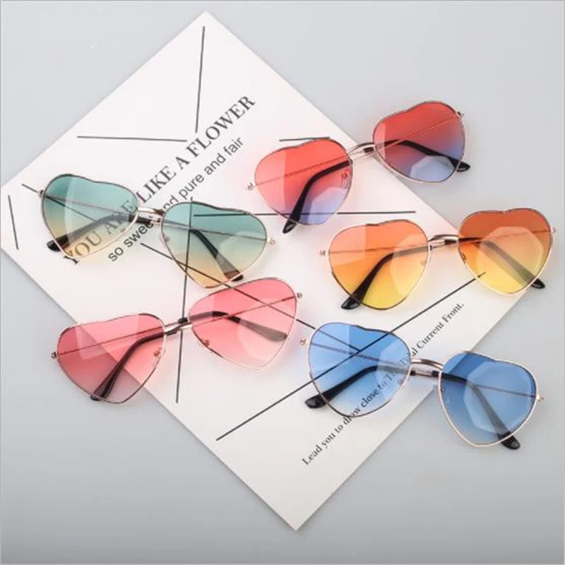

5 Colors Fashion Newest Heart Shape Sunglasses Festival Style Fancy Party Eye wear Glasses Protection Eyewear Goggle