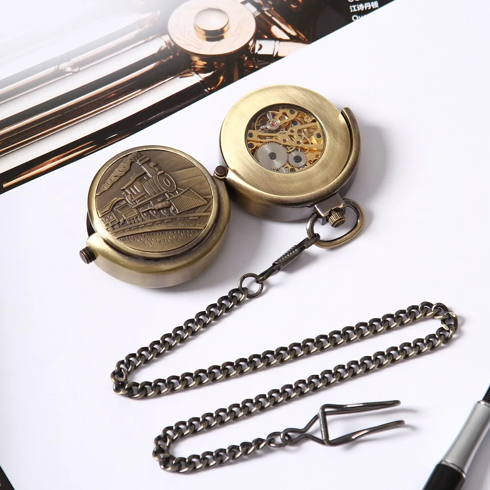 

Exquisite Hand-winding Mechanical Pocket Watches Men Retro Steam Train Cover Case Roman Numerals Dial Neckalce Pendant Women