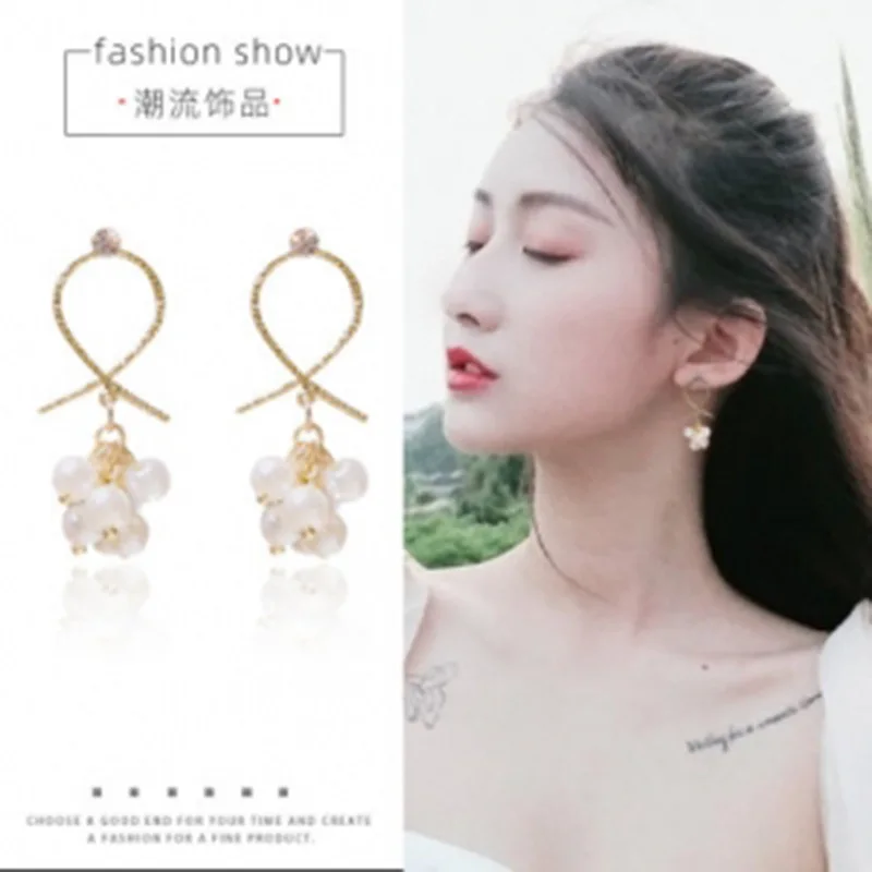 

2019 New S925 Silver Needle Korean Temperament Cross Pearl Long Earring Wholesale Jewelry