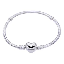 Аутентичный 925 пробы серебряный браслет с застежкой в виде сердца и змеиной цепочки браслет подходит для женщин Шарм из бисера DIY европейские ювелирные изделия