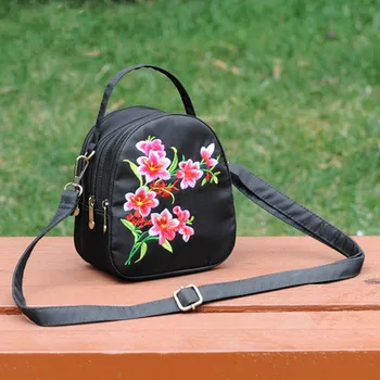 

Fashion national embroidery women mini shoping handbags!Nice floral prints lady shoulder&Crossbody bags Multi-zipper canvas bags