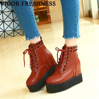 

VIGOR FRESHNESS Women Boots Height Increasing Shoes Woman Platform Boots Autumn Rivet Ankle Boots High Heels Shoes 10.5CM MY85