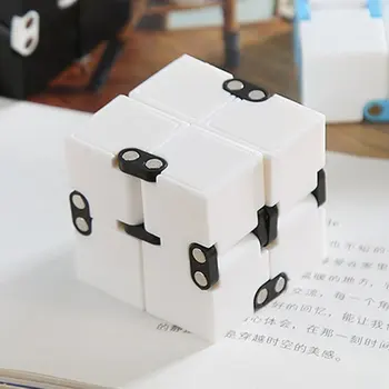 

Clearance Sale Unlimited Flip Pocket Cube