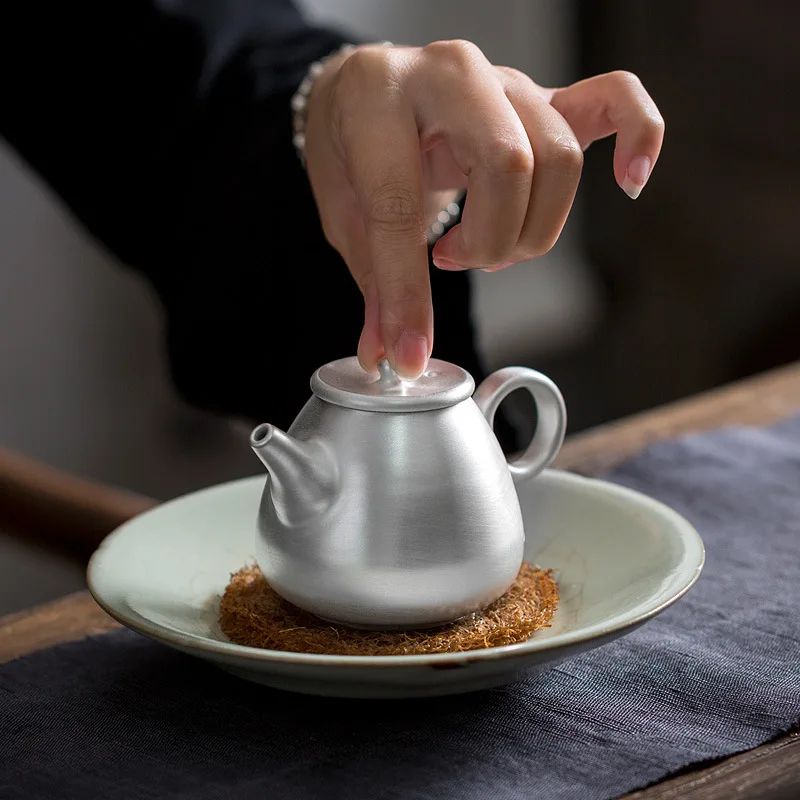 

Tangshe Tea Making Small Silver Pot Hand Gilded Silver Teapot Silver Ceramic Household Tea Set Kungfu Teapot Xishi Teapot