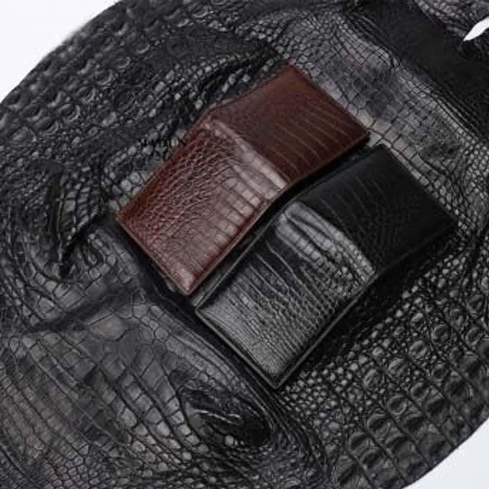 Рисунок 5 - Мужской кошелек из крокодиловой
