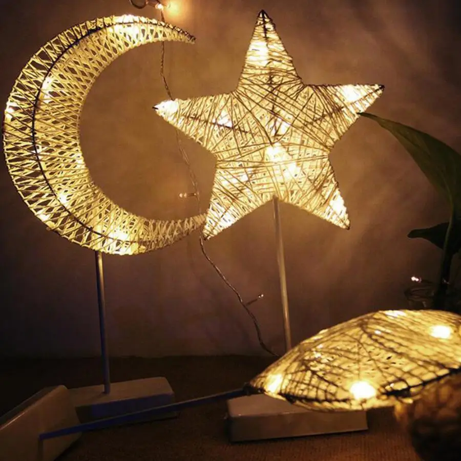 

LED Iron Art Night Light Rattan Plaited Articles Moon Shape Lamp For Bedroom Decoration Without Battery