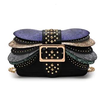 

Bag female new European and American fashion trend rivet chain small square bag wild hit color shoulder messenger bag