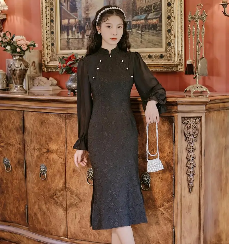 Make the embossment drew, the Chinese dress in the new female price above